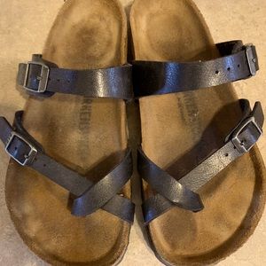 Birkenstock sandals with black straps, size 36